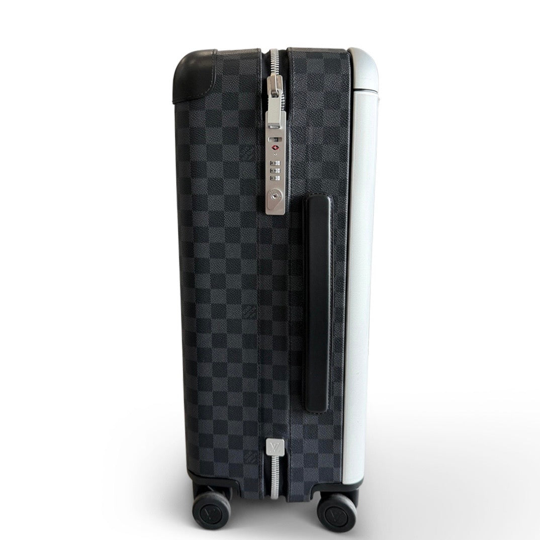 Louis Vuitton Horizon 50 in Damier Graphite canvas