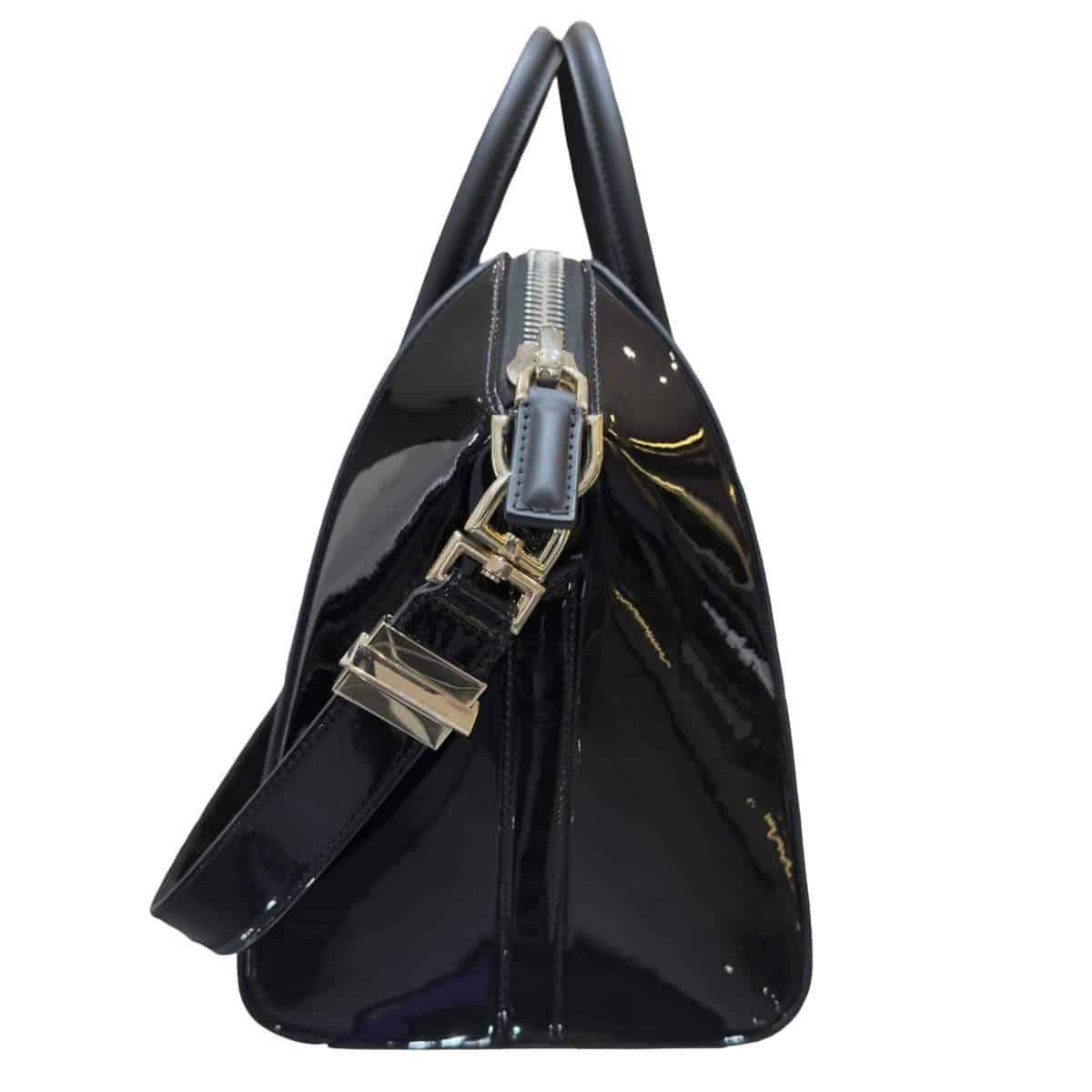 Givenchy Leather Antigona Medium Shoulder Bag