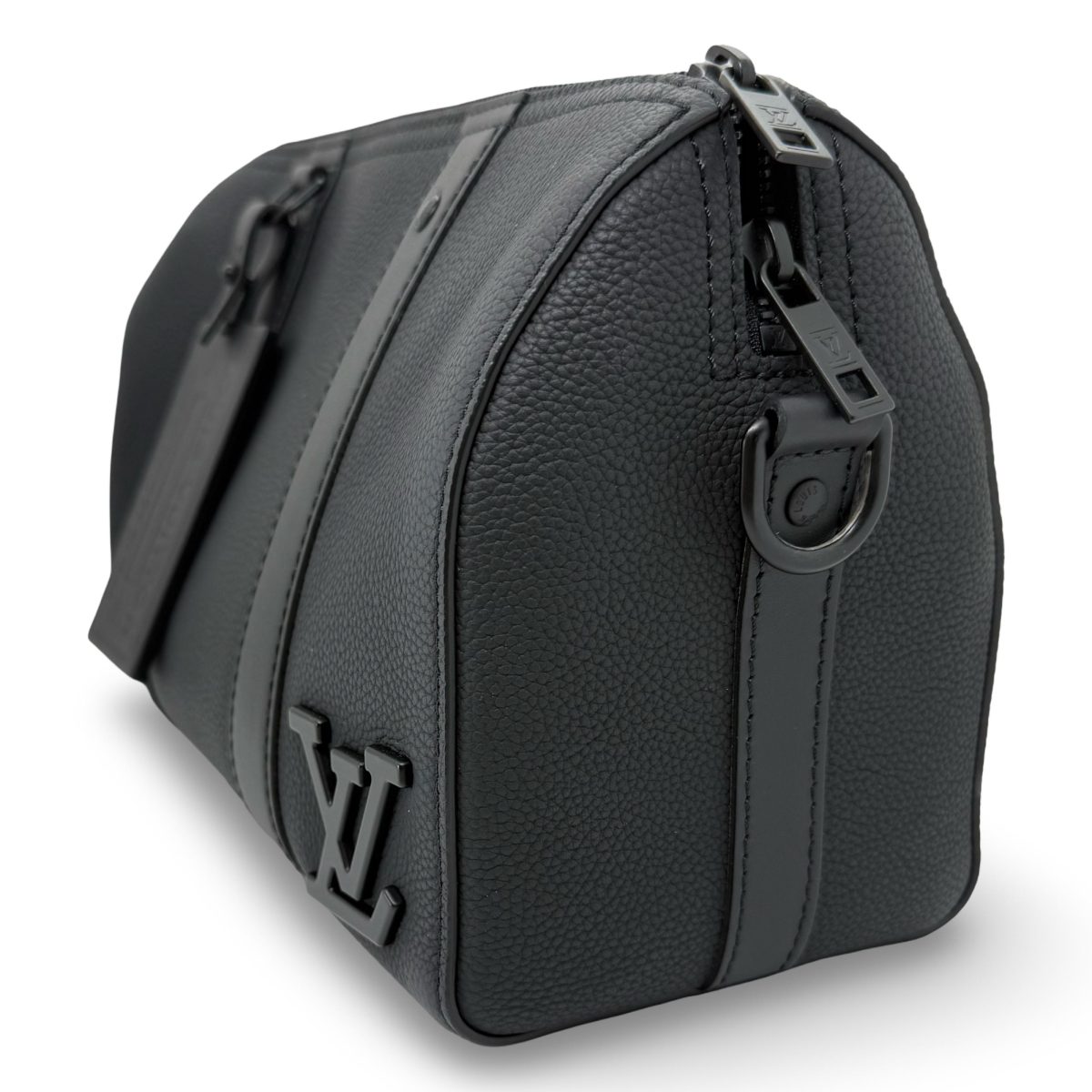 Louis Vuitton City Keepall in deep black Aerogram leather
