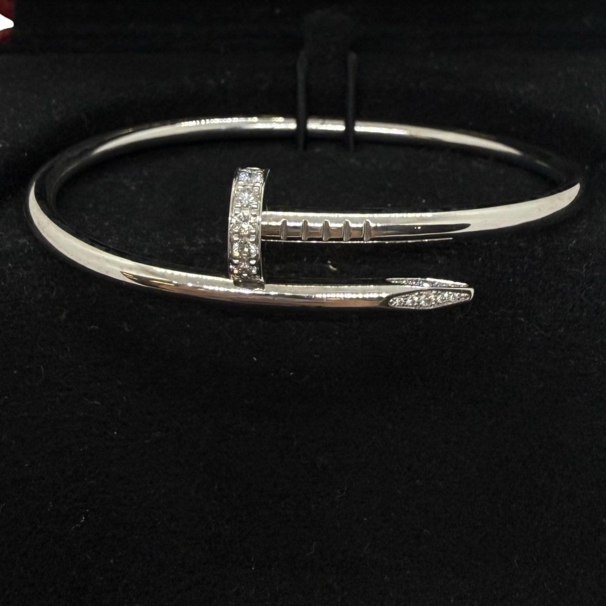 Cartier 18K white gold & Diamonds Juste Un Clou bracelet size 17