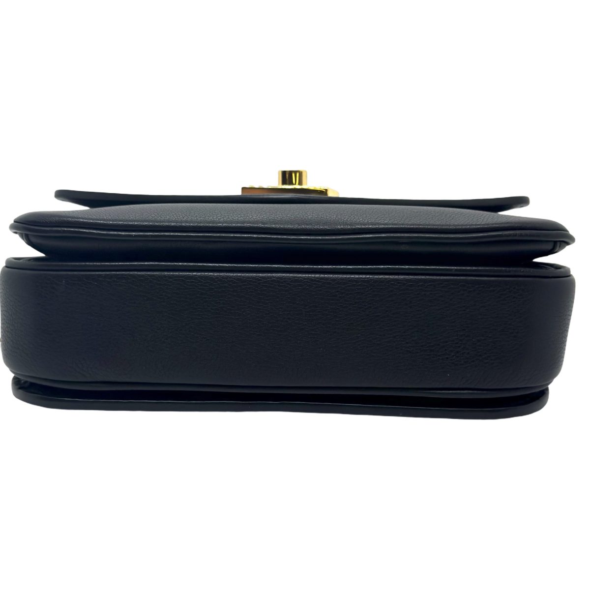 Louis Vuitton Grained Calfskin Lockme Oxford in Black